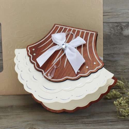 Delicate Wooden Invitation Card  With Hand Bag Greeting Card Customized